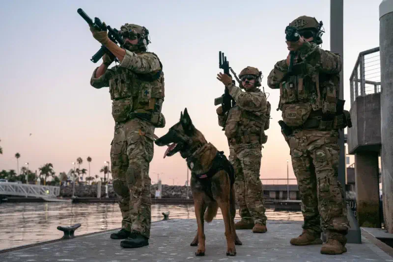 body armor for police