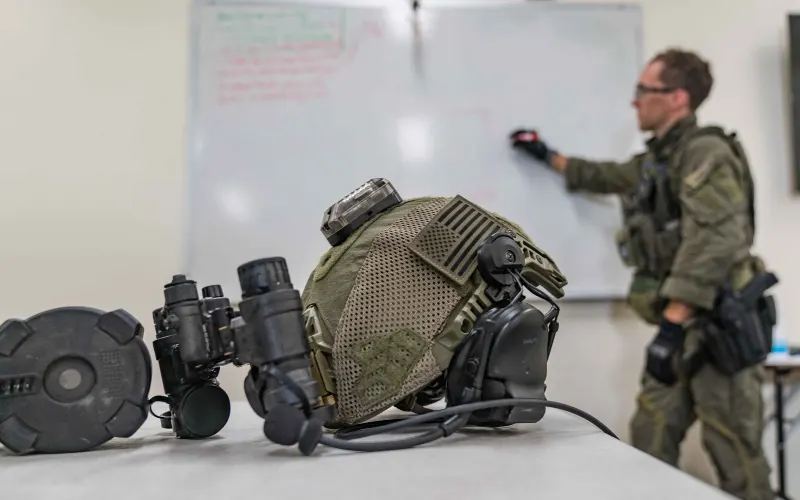 https://www.chasetactical.com/wp-content/uploads/2026/10/helmet-kit_main.png | Chase Tactical | Tactical Gear Https://Www.chasetactical.com/Wp-Content/Uploads/2026/10/Helmet-Kit_Main.png